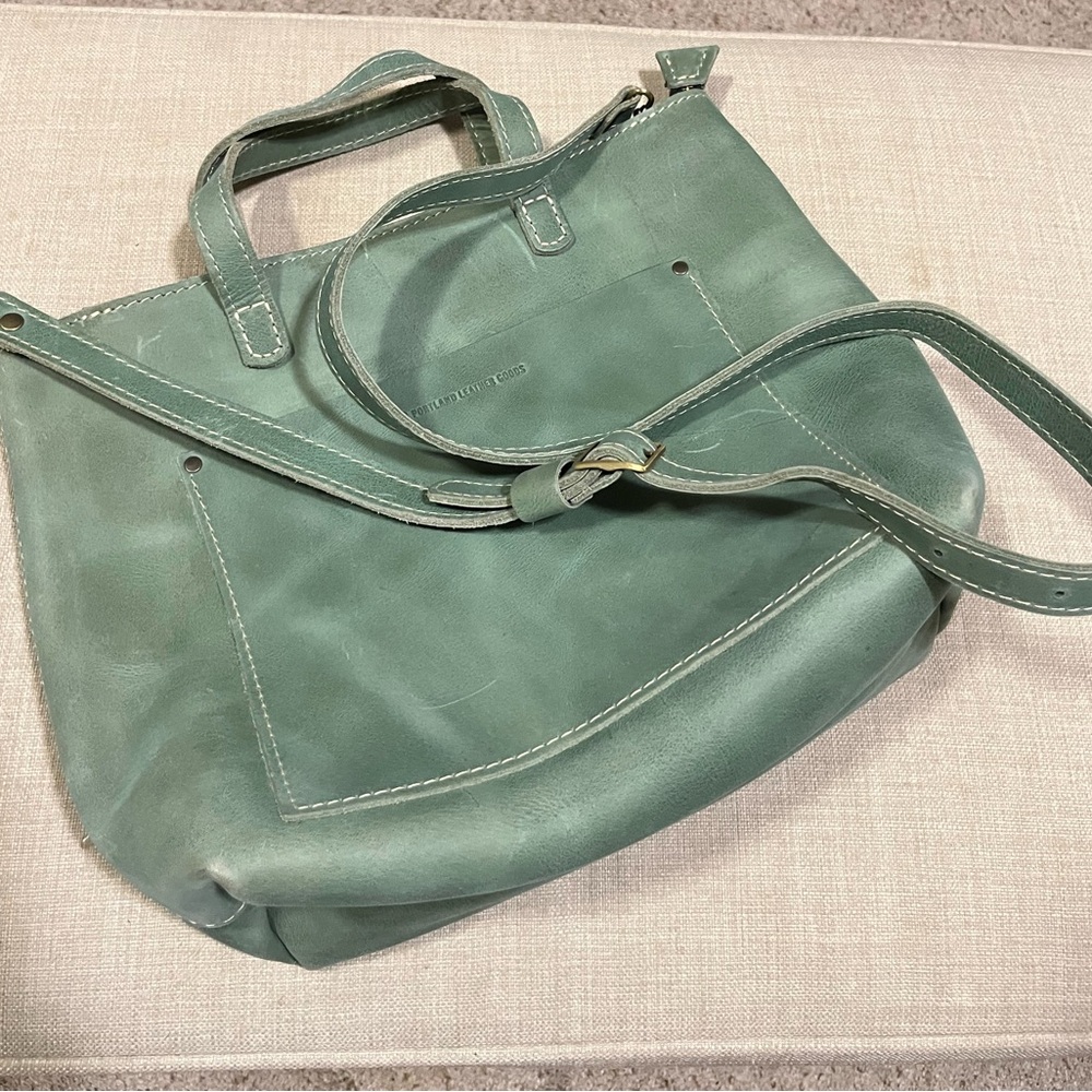 Portland Leather Green Medium Tote - Almost Perfect